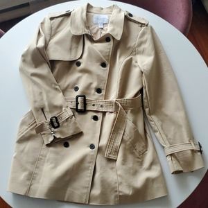 Carolina Belle Montreal trenchcoat.